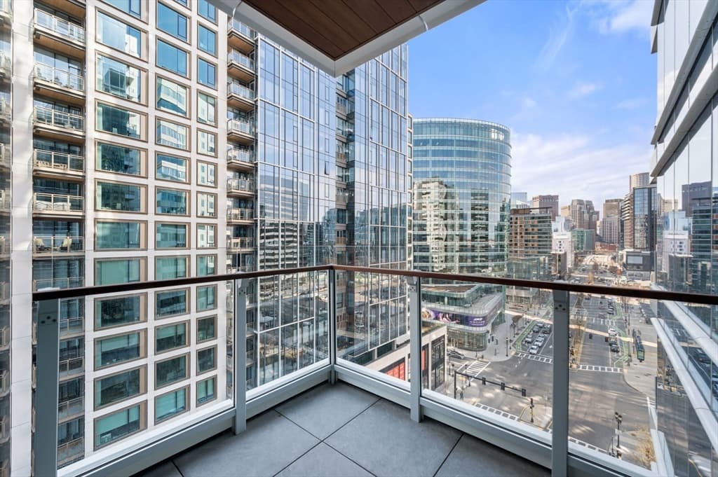 150 Seaport Boulevard #11A photo 3