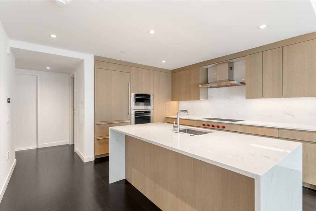 150 Seaport Boulevard #11A photo 5