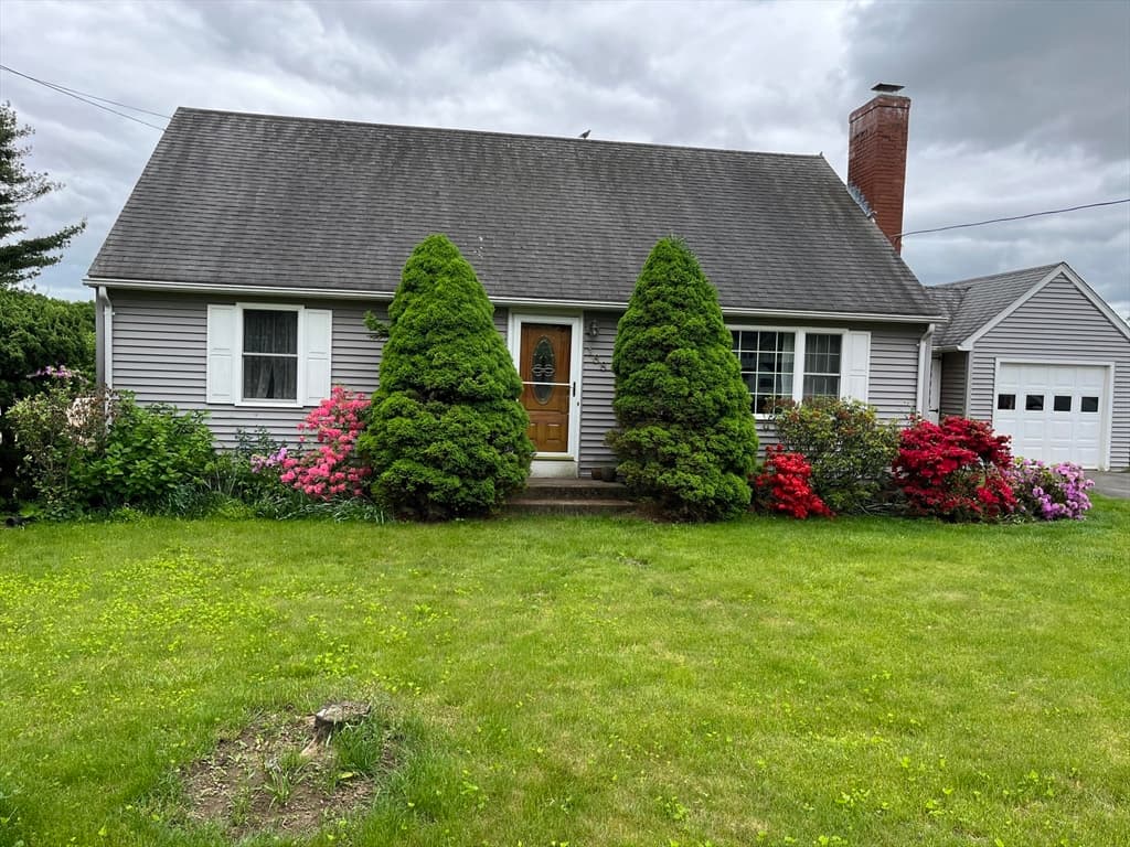 168 Maple Street photo 2