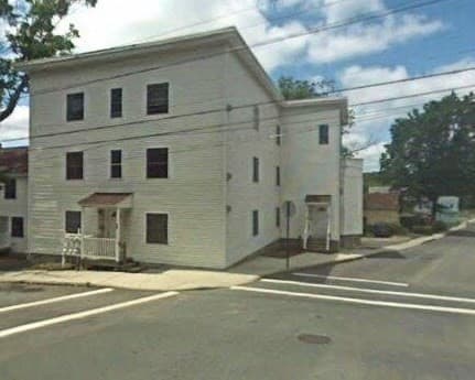 48 North St #8