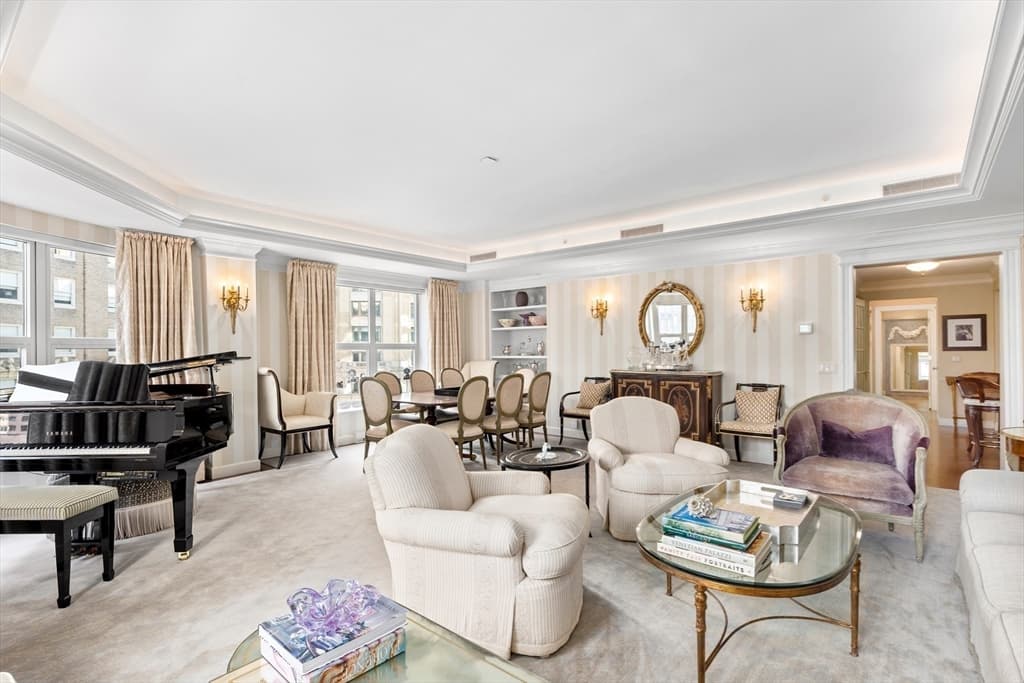 300 Boylston #517