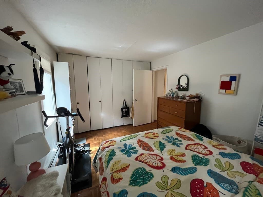 524 Putnam Ave #2 photo 2