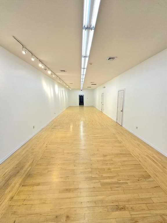 28 Pleasant St #2G photo 3