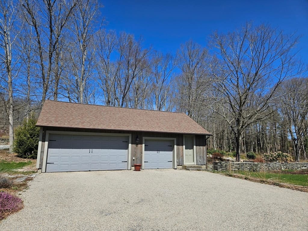 94 Providence Road photo 5