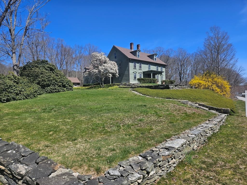 94 Providence Road photo 4