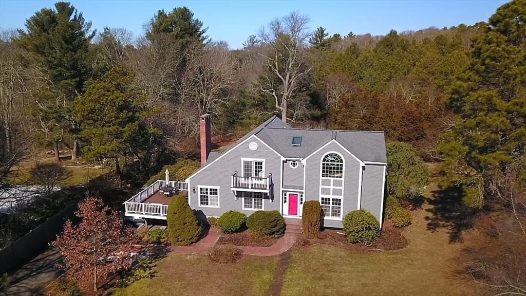 37 Riverview Dr photo 3