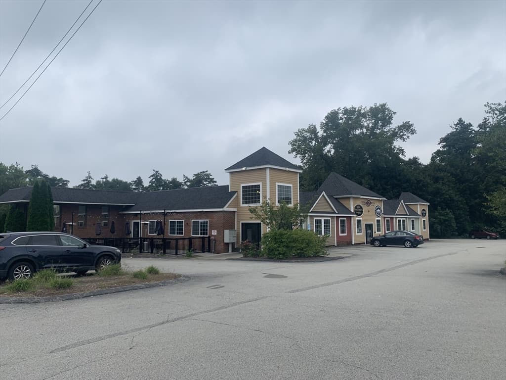179 Main St photo 2