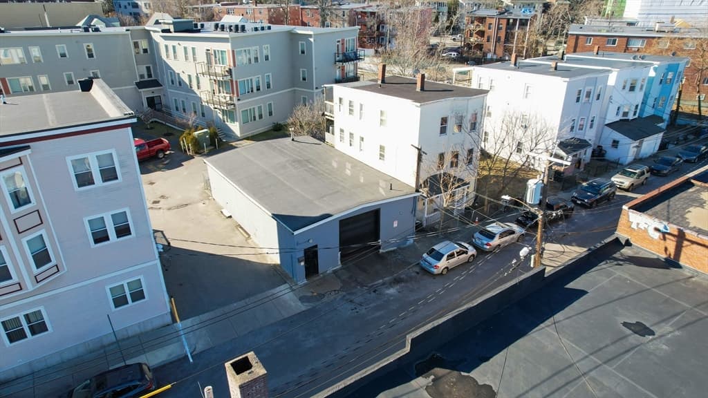12 Banton St photo 2