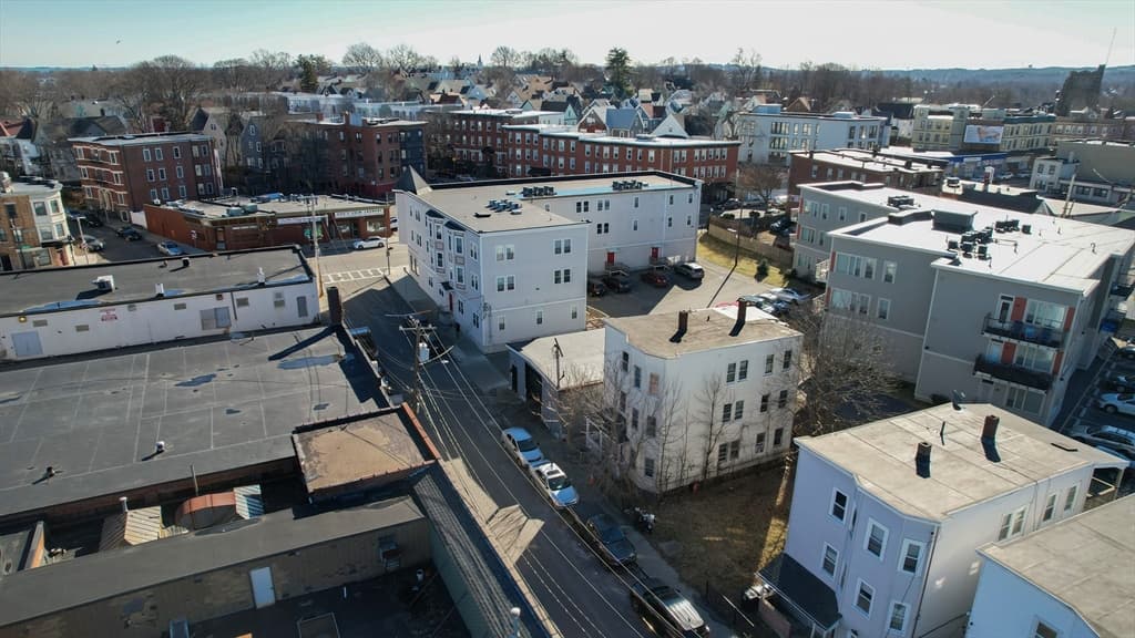 12 Banton St photo 4