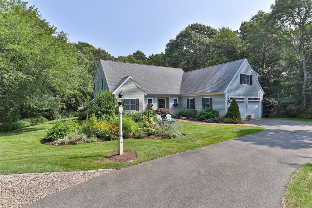 18 Willow Nest Ln