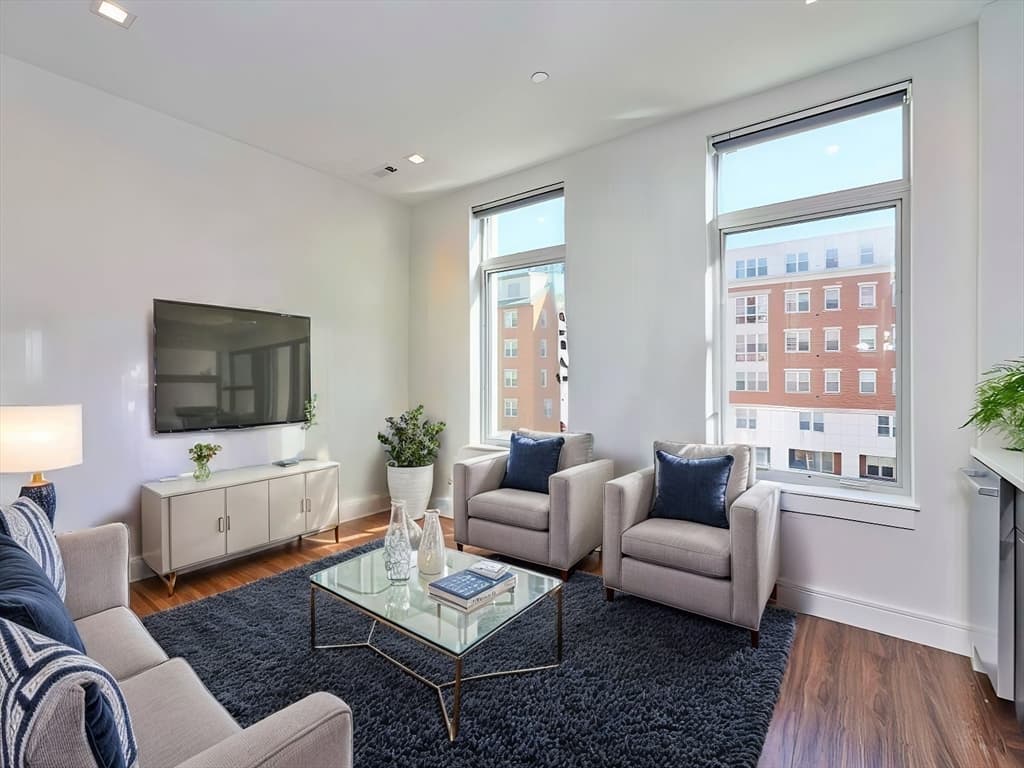99 Sumner Street #308