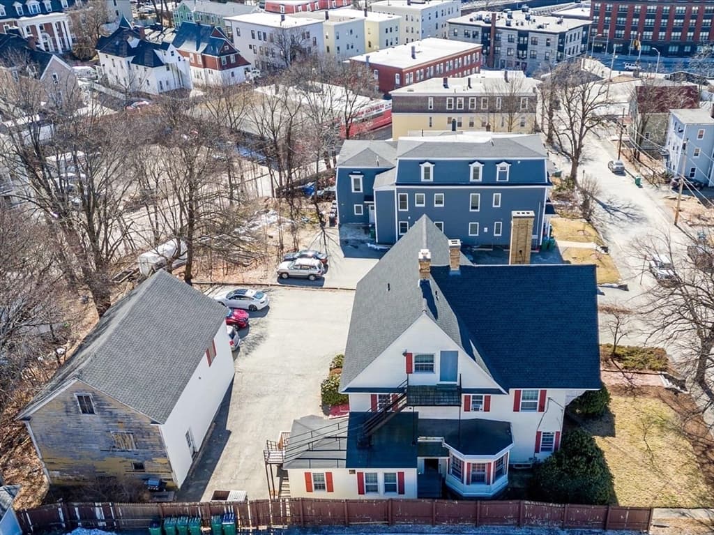 43 Highland Ave photo 5