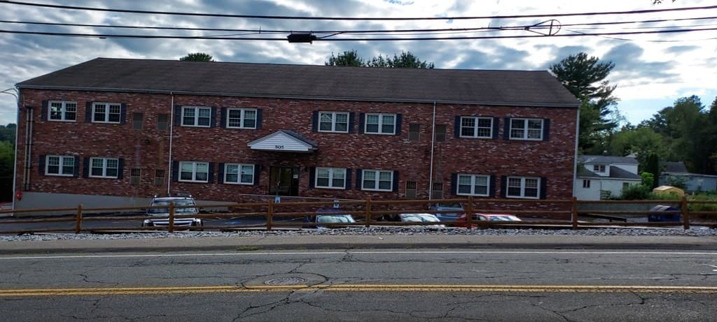 505 Middlesex Turnpike #12 & 13 photo 2
