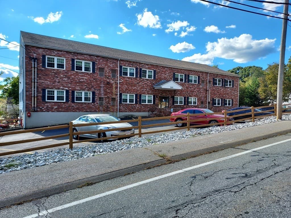 505 Middlesex Turnpike #12 & 13