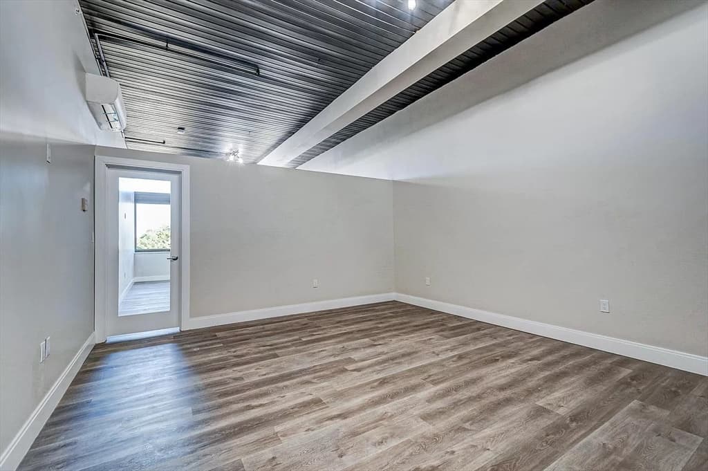 13 Sudbury St #520 photo 3