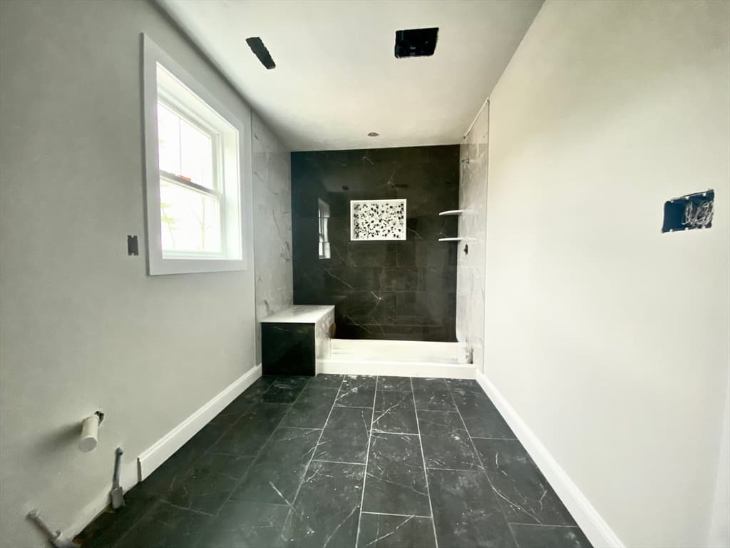 153 Pond Street photo 5