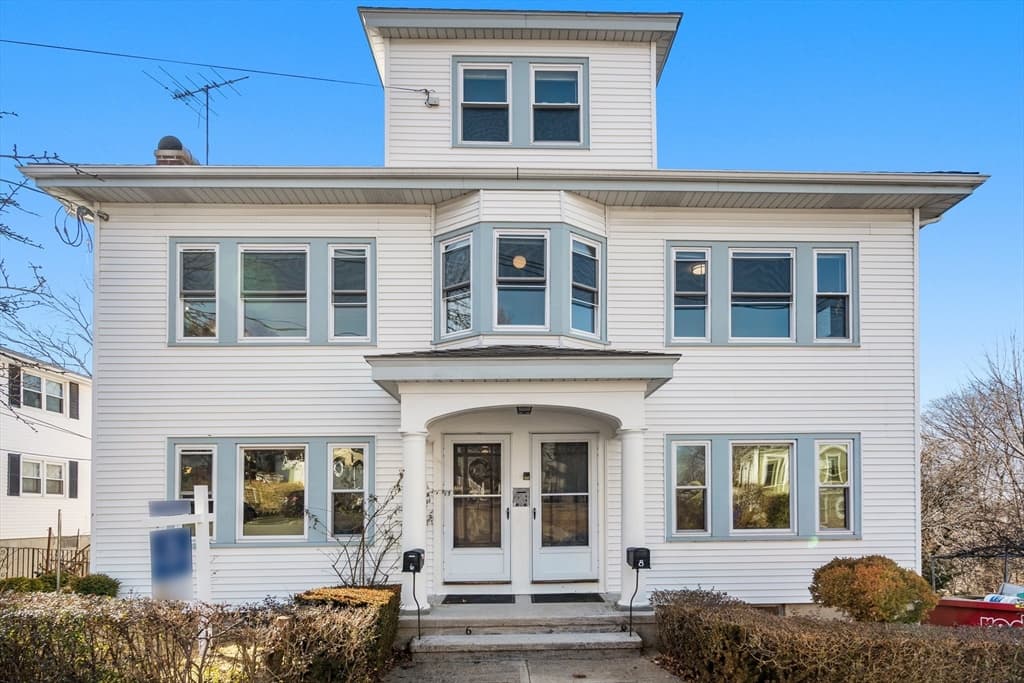 6-8 Charlesview St