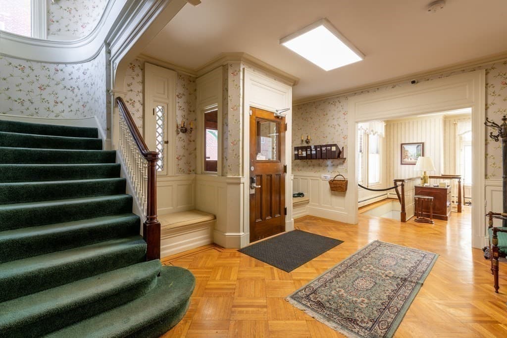 34 Cedar St #4 photo 5