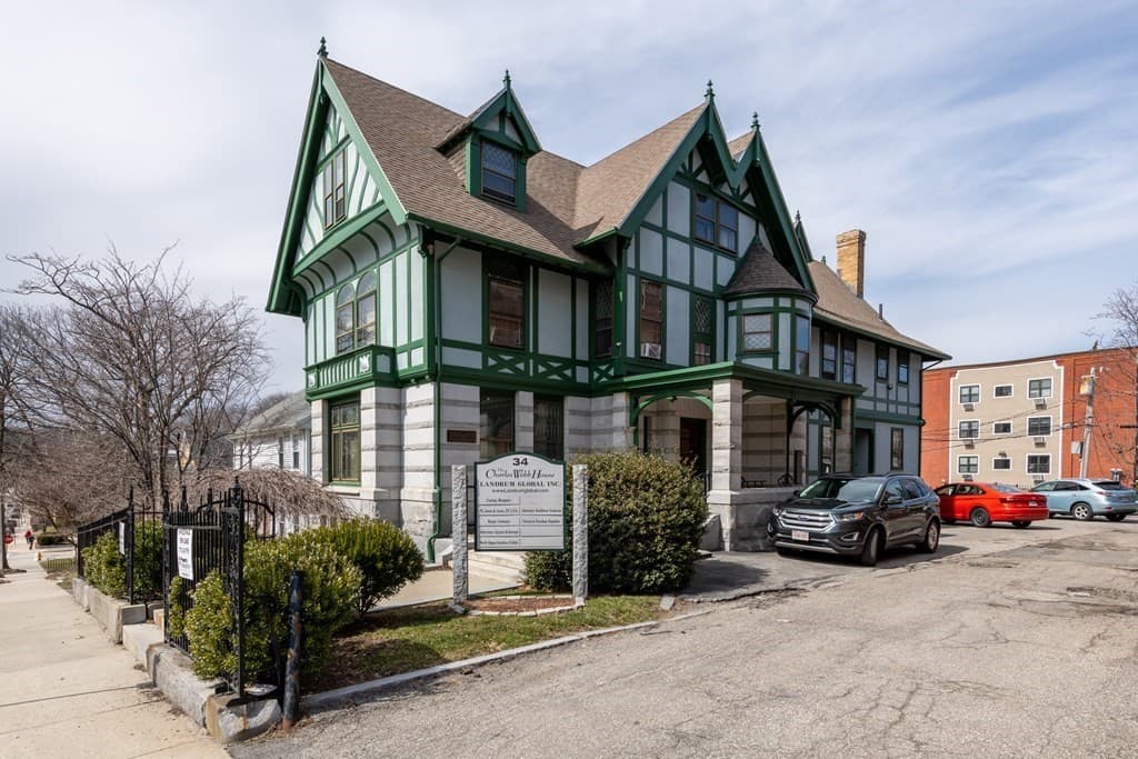 34 Cedar St #4 photo 4