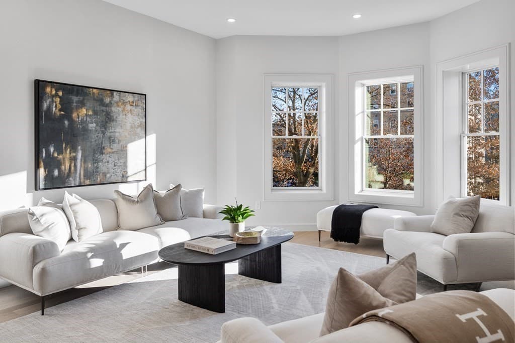 1574 Beacon Street #1 photo 4