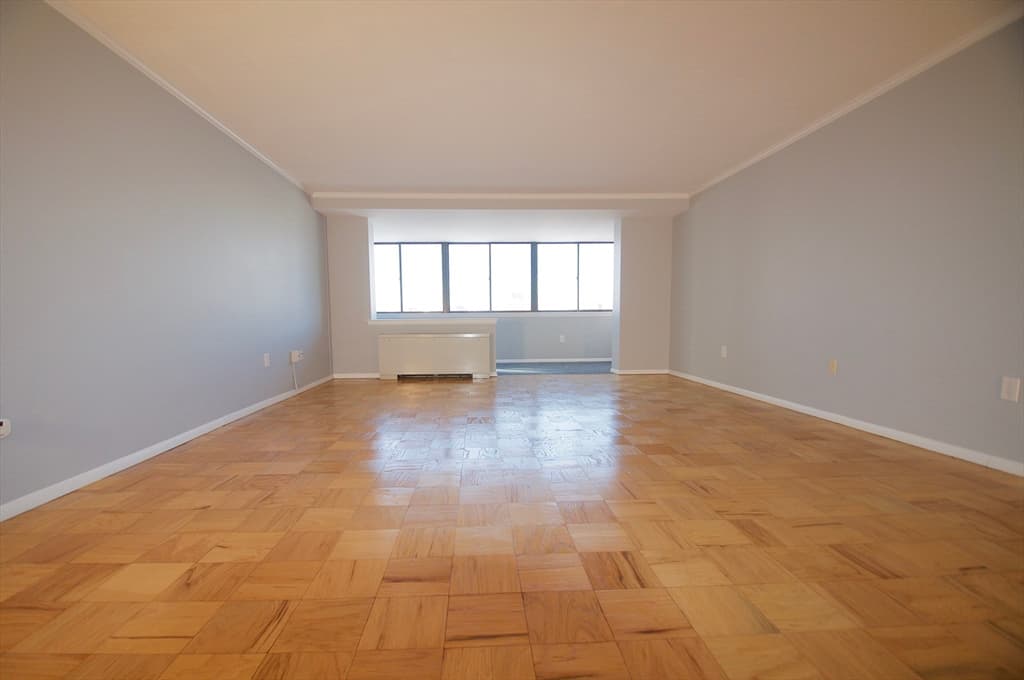 6 Whittier Pl #8R photo 5