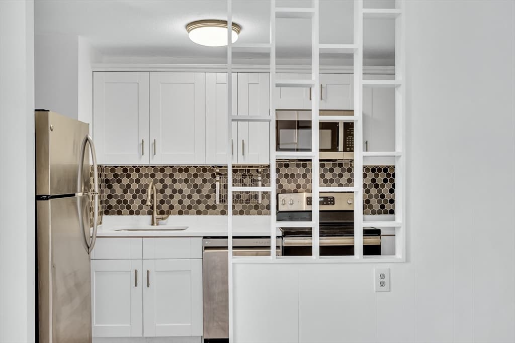 125 Trapelo Rd #12 photo 5