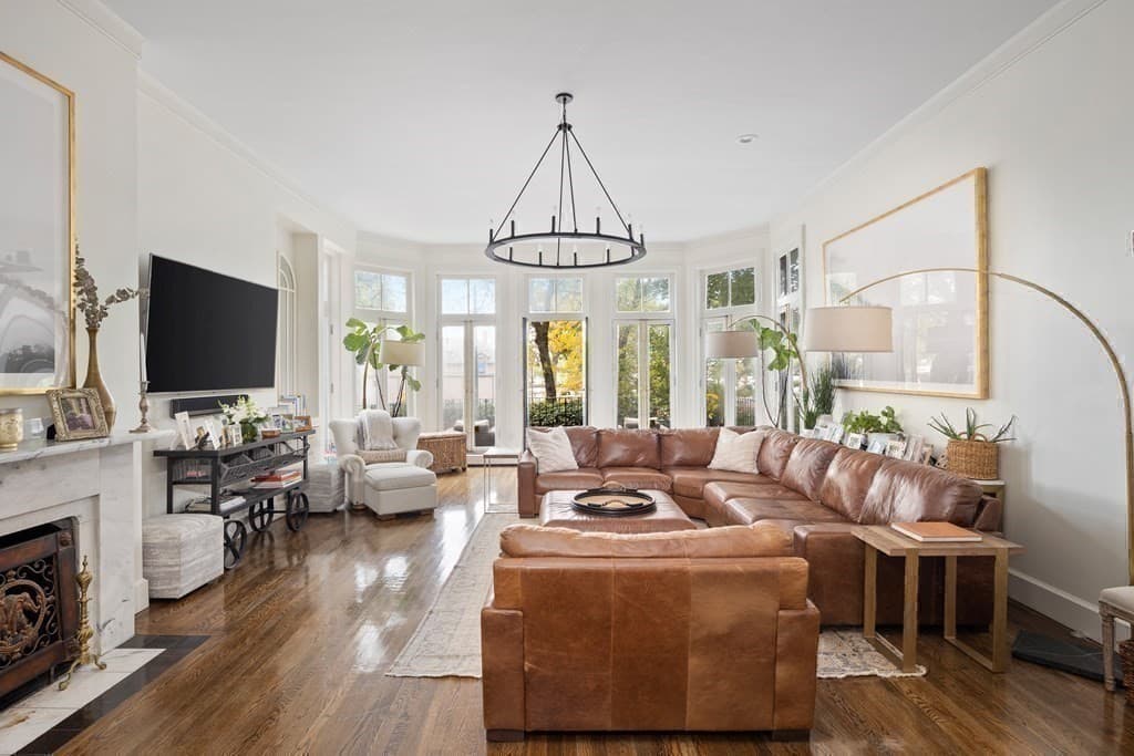 33 Brimmer St #A photo 2