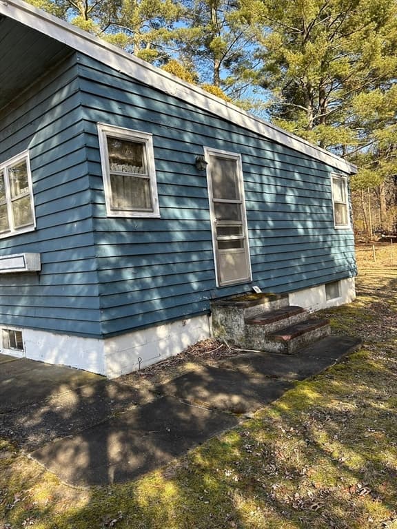 23 Red Acre Rd photo 4