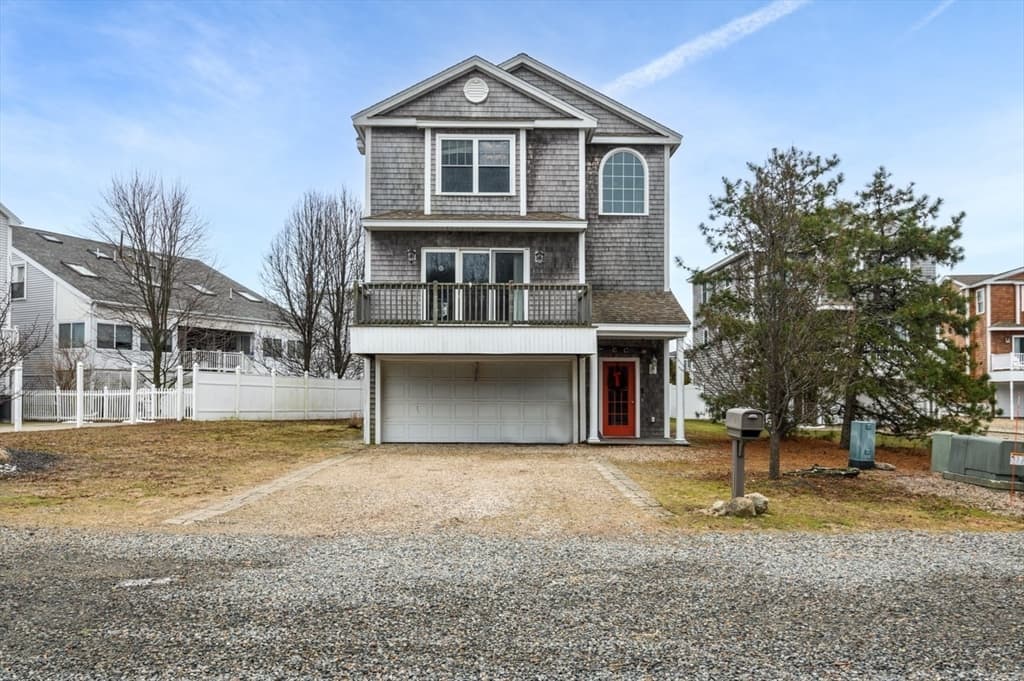 1 Coulson Pratt Dr #1 photo 2