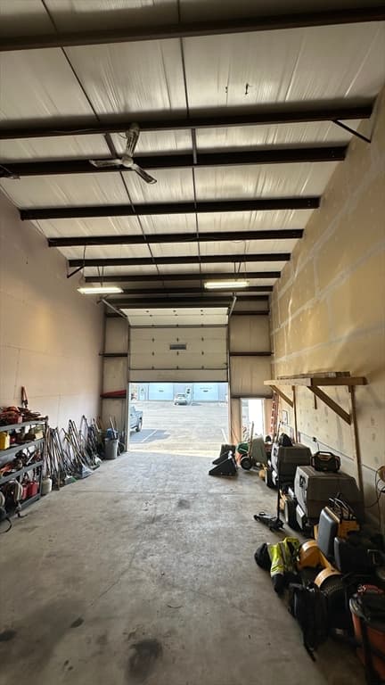 103 Industrial Dr photo 5