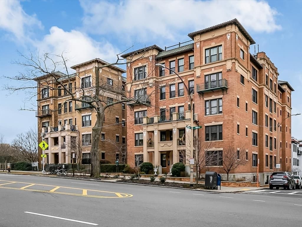 452 Park Dr. #1+A