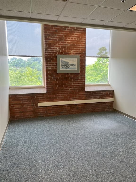 354 Merrimack Street photo 5