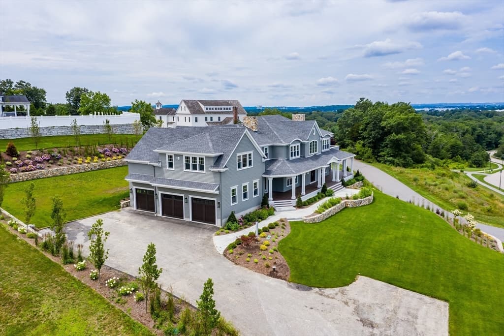 31 Baker Hill Drive photo 3