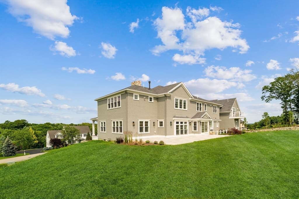 31 Baker Hill Drive photo 5