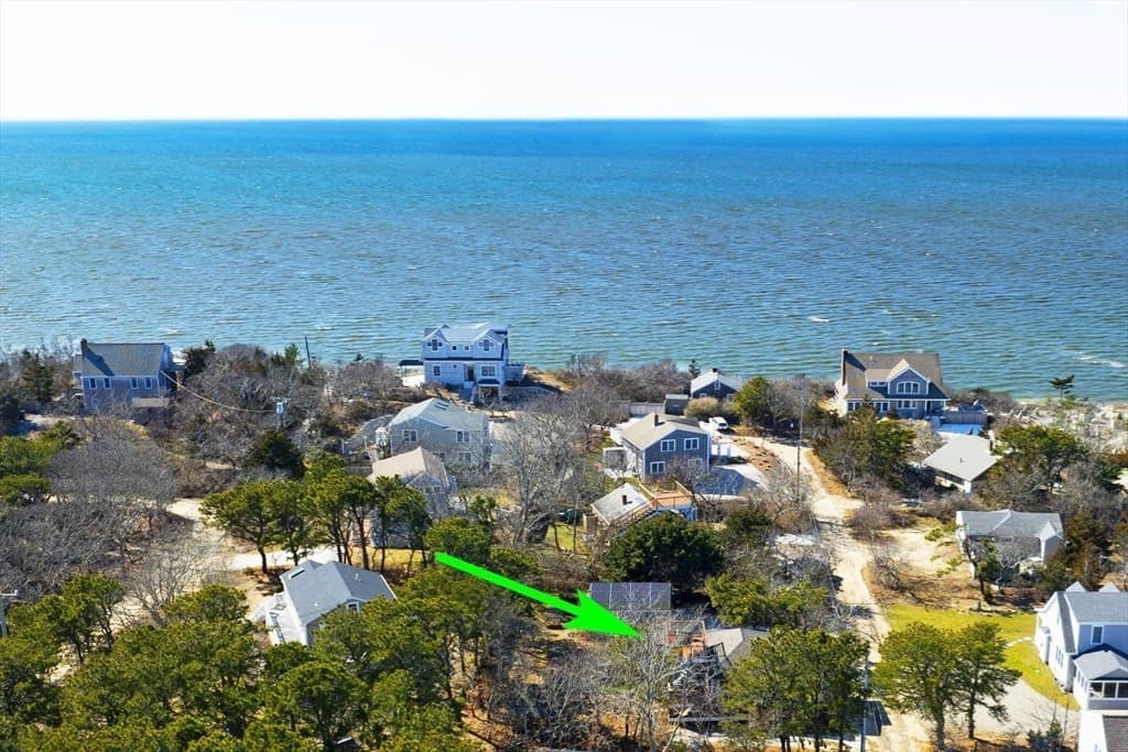 235 Pierce Rd photo 3