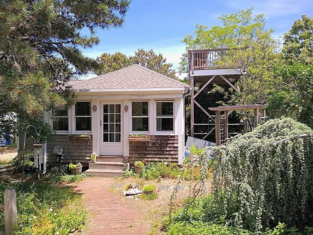 235 Pierce Rd