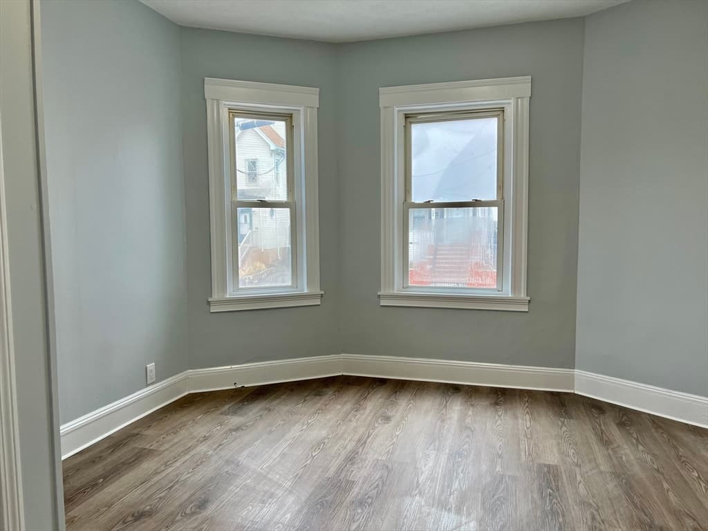 228 Belmont St #1 photo 2