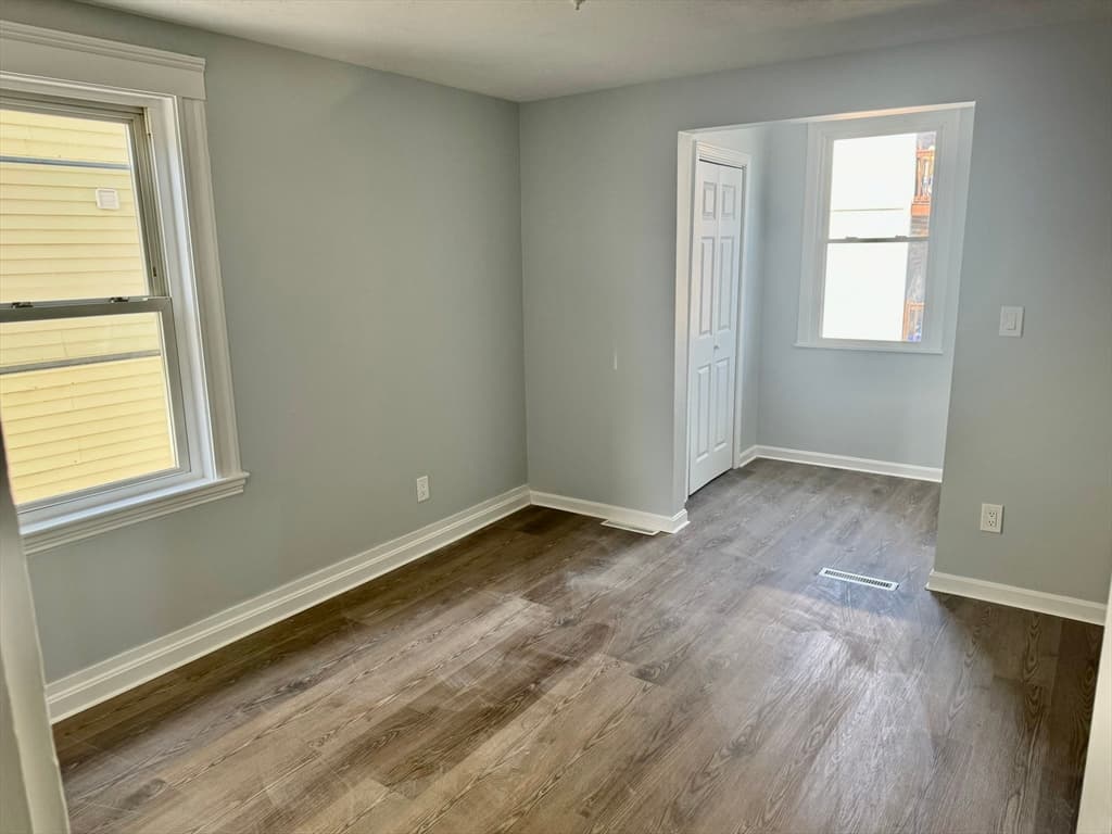 228 Belmont St #1 photo 3