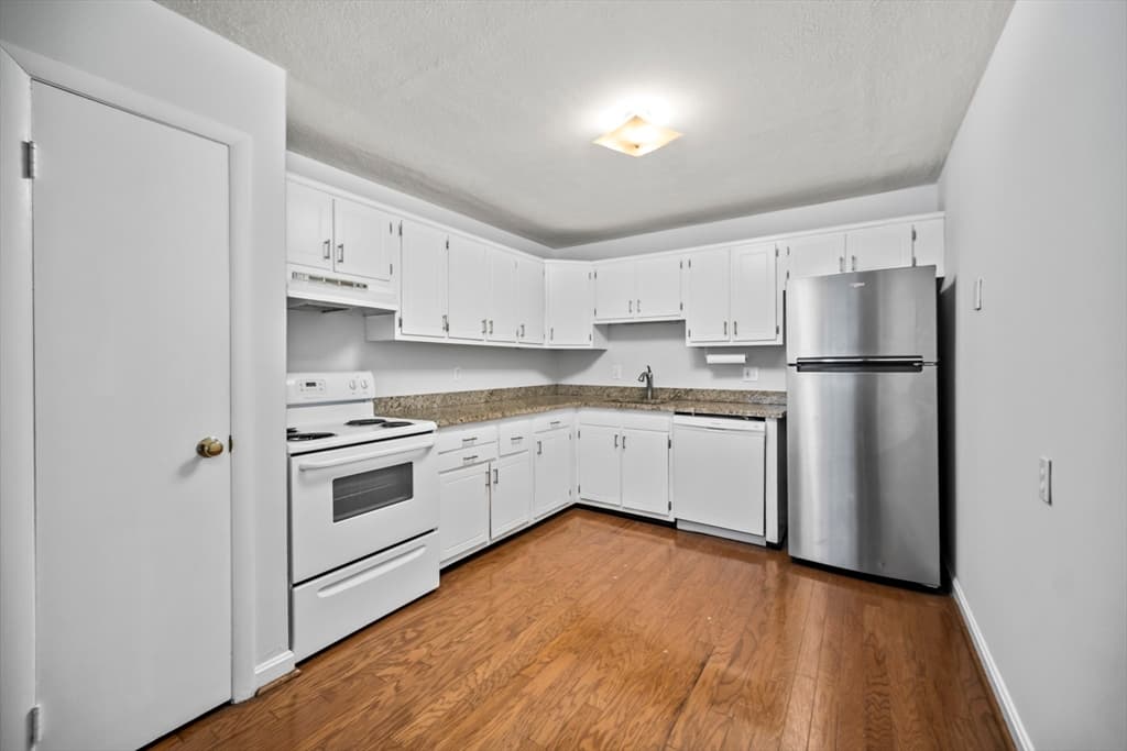 11 Cogswell Ave #6 photo 5