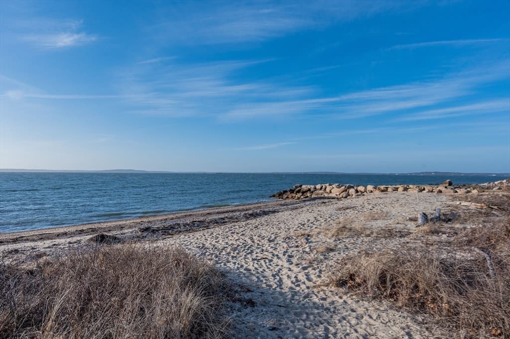 10 Harbor Way photo 2
