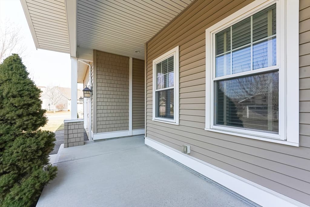 2 Emerson Ln #2 photo 2