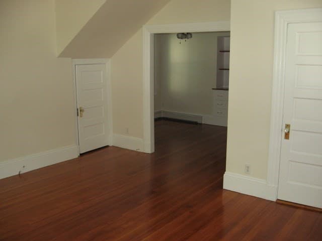 436 Washington St photo 3