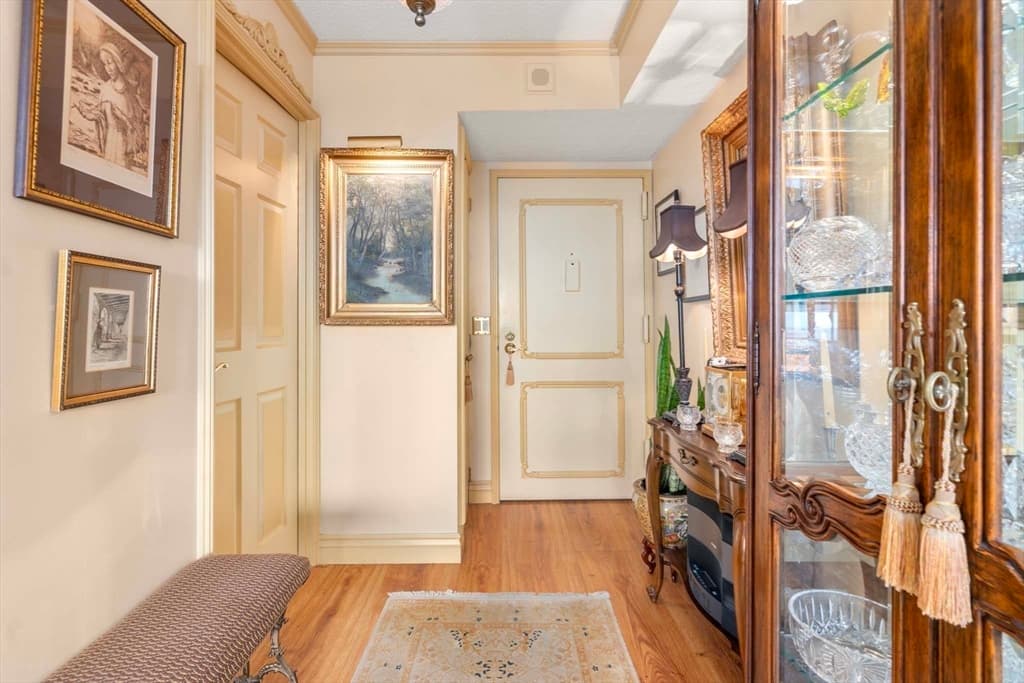 250 Hammond Pond Parkway #1204N photo 5