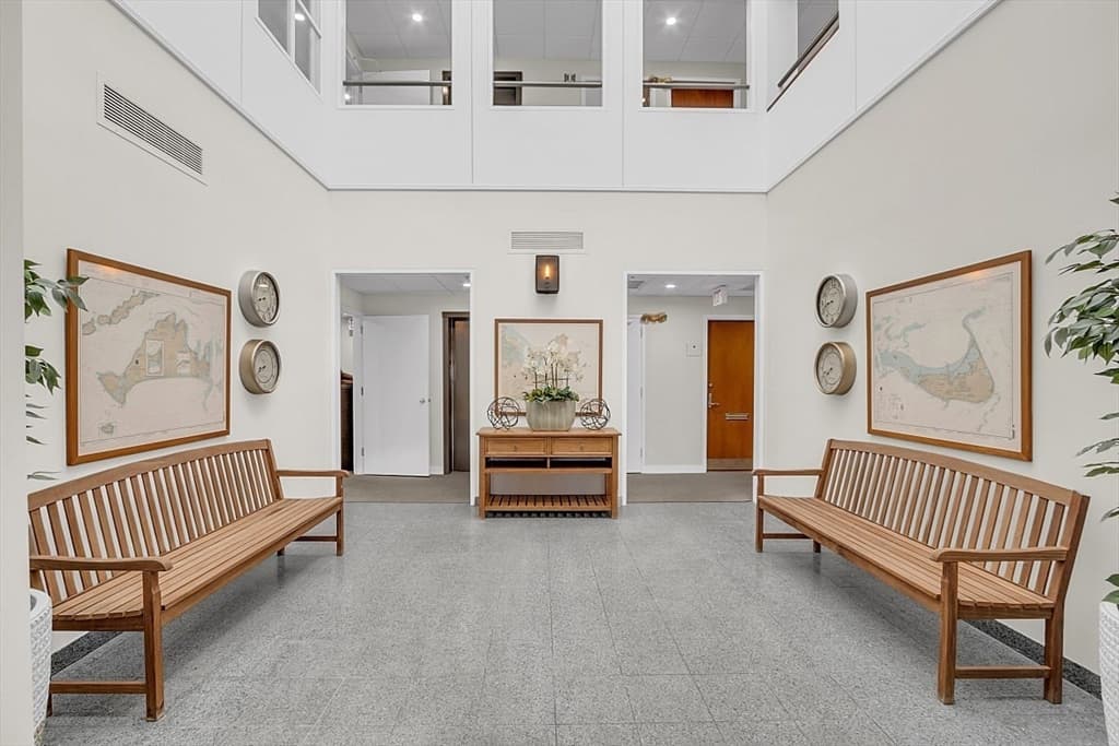 40 Beach Street #102 photo 3