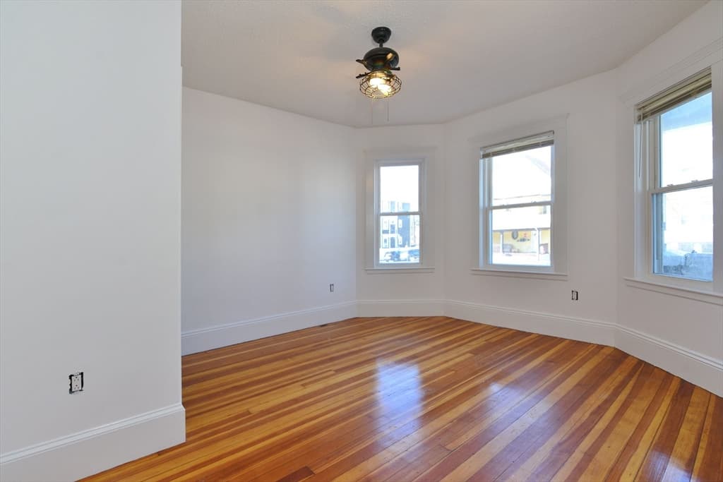 448 Norfolk #1 photo 2
