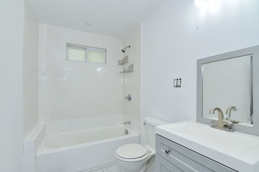 448 Norfolk #1 photo 5