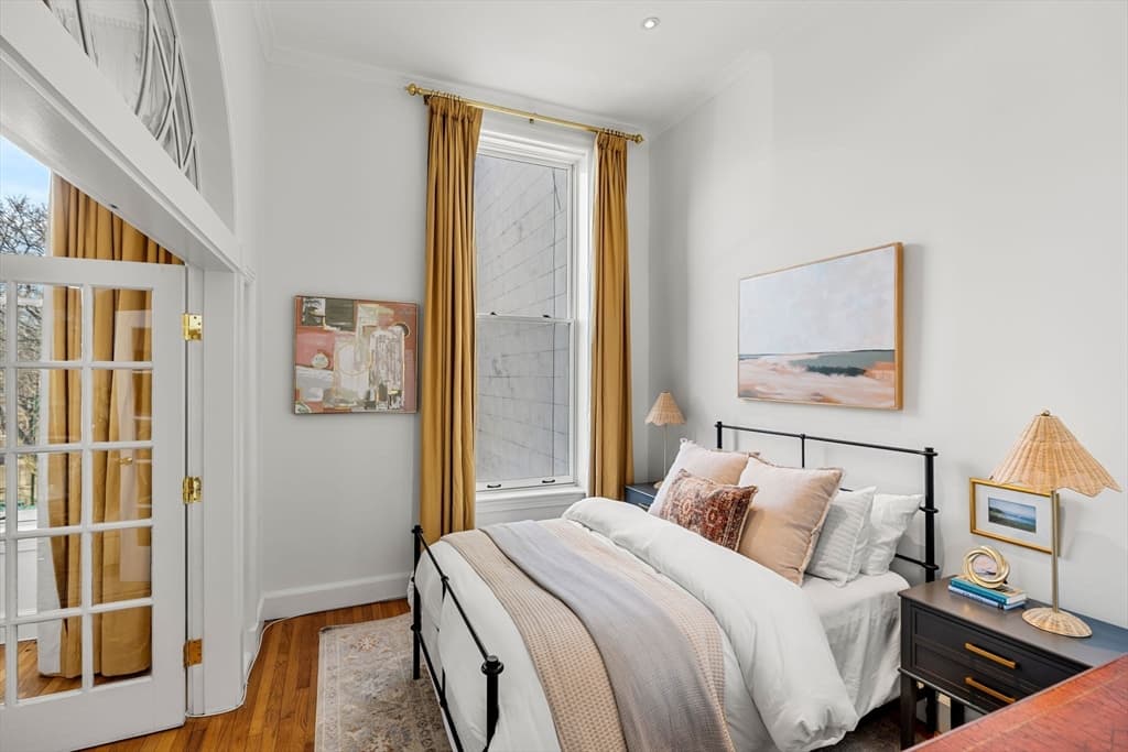120 Beacon Street #3 photo 4