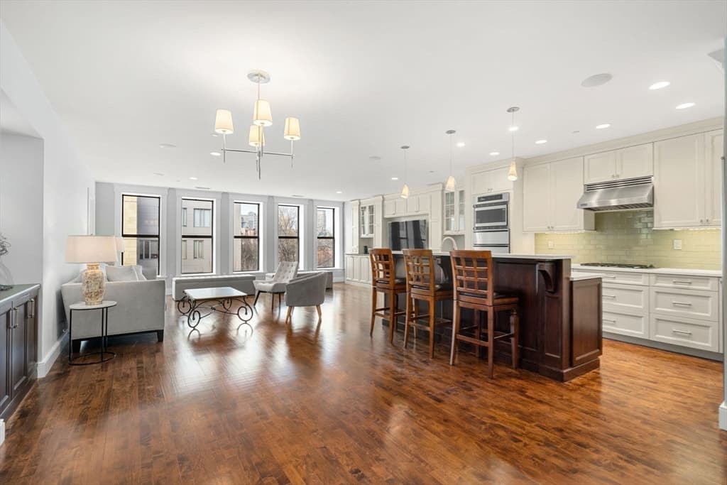 1280 Washington Street #401 photo 2