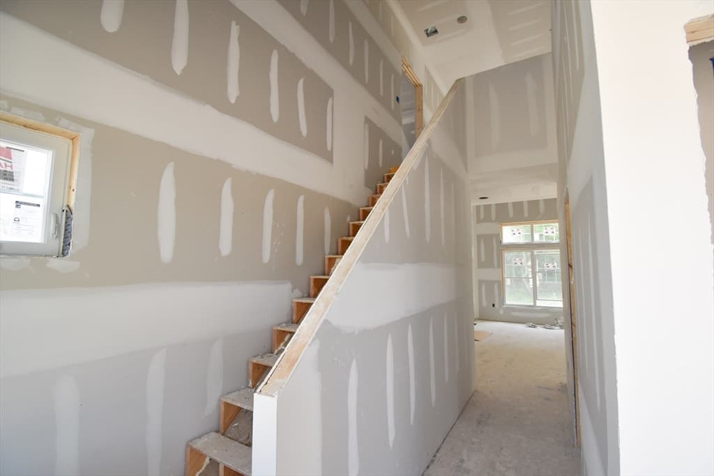 18 Pasture Hill Road photo 2