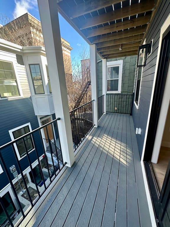48 Woodward #2 photo 5